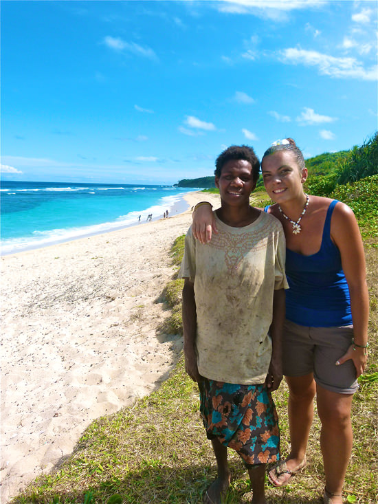 Avec Alice à la plage de Sulfur Bay, Vanuatu