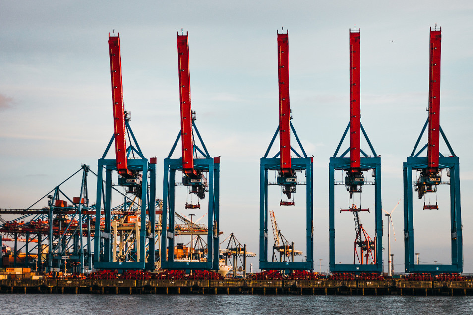 Visiter Hambourg : visite du port en bateau