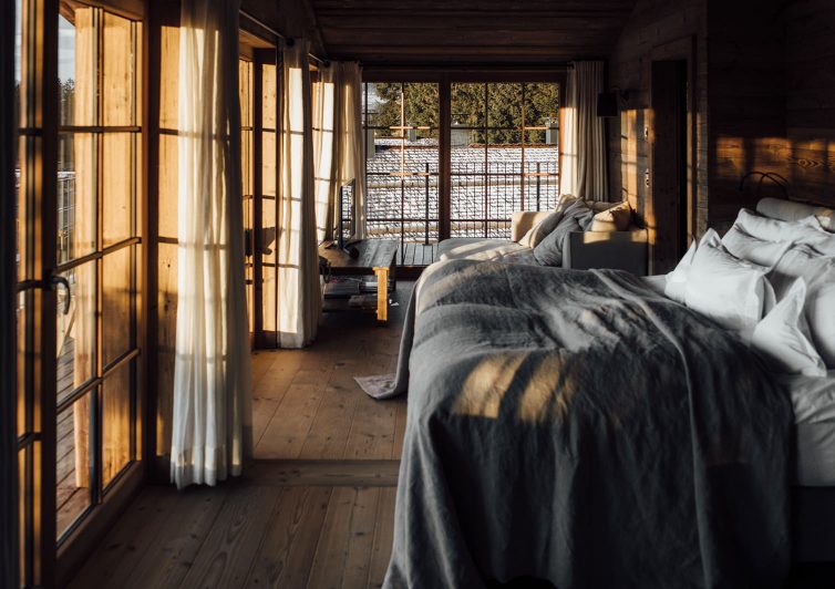 Dolomites Road Trip Italie San Luis Lodges Cabanes interieur